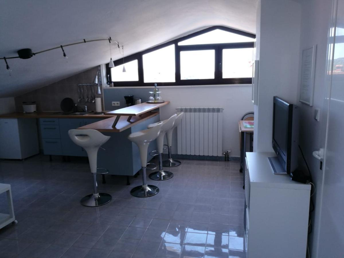 Ferienhaus Bozena Appartment 6 เวอร์ซาร์ ภายนอก รูปภาพ