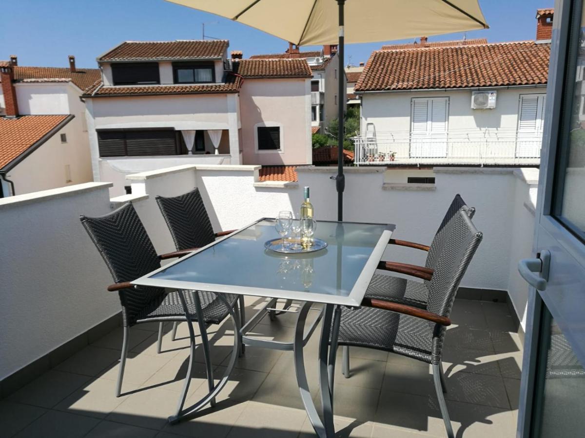 Ferienhaus Bozena Appartment 6 เวอร์ซาร์ ภายนอก รูปภาพ