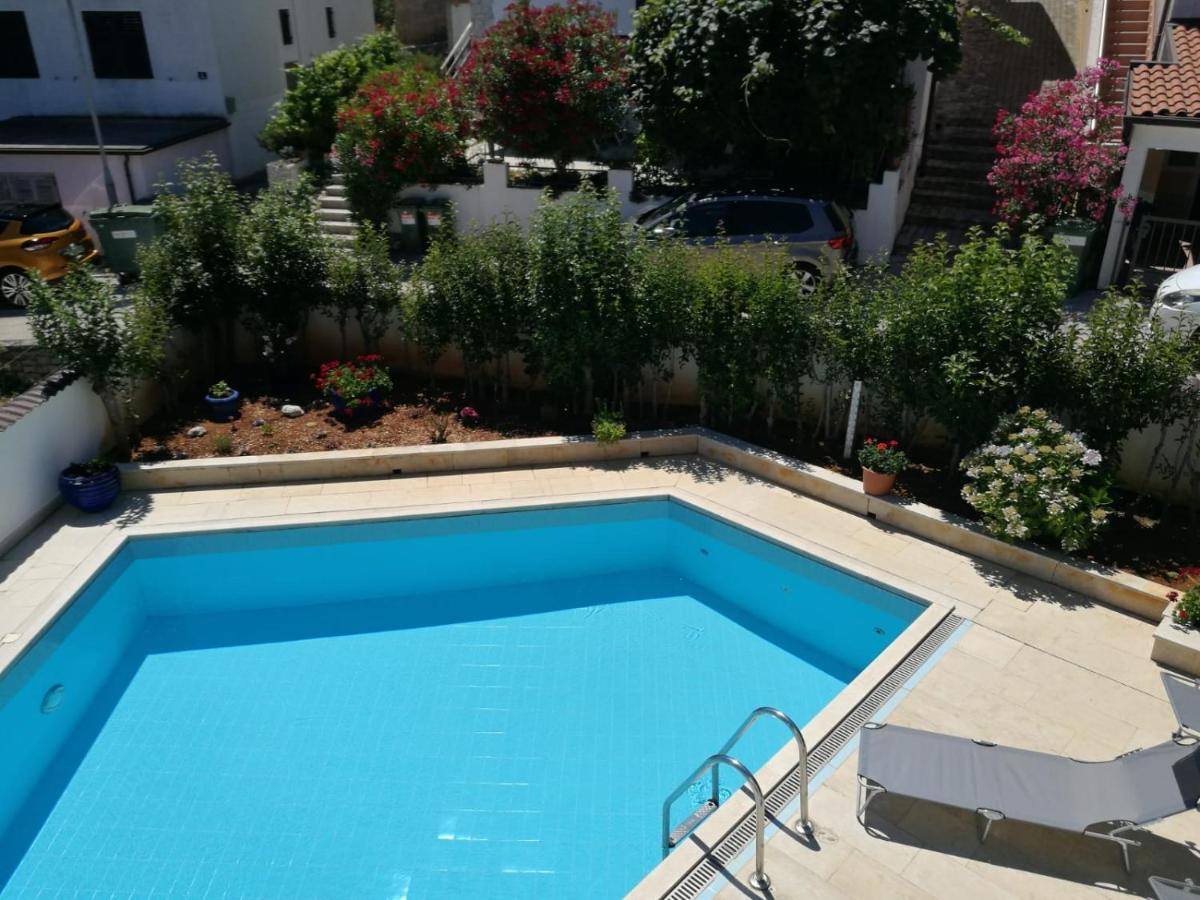 Ferienhaus Bozena Appartment 6 เวอร์ซาร์ ภายนอก รูปภาพ